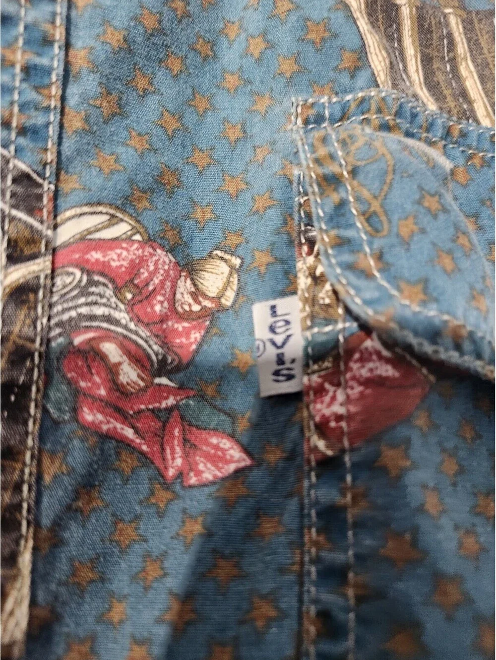 Vintage Levi's Long Sleeve Shirt Mens Southwestern All Over Print - Size Large